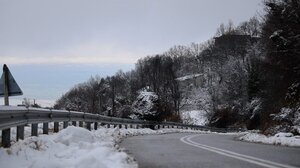 Χιονοπτώσεις στη Βόρεια Ελλάδα - Πού είναι υποχρεωτικές οι αλυσίδες