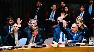 Γιώργος Γεραπετρίτης για Ουκρανία: “Η Ελλάδα είναι σταθερός θιασώτης της ειρήνης”