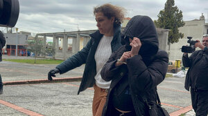 Δίωξη για ανθρωποκτονία με πρόθεση στην έγκυο δολοφόνο του 58χρονου στην Πιερία