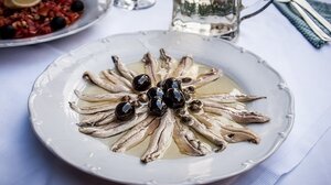 Πώς να κάνετε σπιτικό γαύρο μαρινάτο