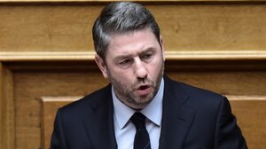 ΠΑΣΟΚ: Πώς τοποθετείται απέναντι στις εξελίξεις μετά και την ανακοίνωση του πορίσματος για τα Τέμπη