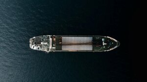 Υπό διεθνή ένταση η κατάσχεση του ρωσικού τάνκερ: Αντιδράσεις από Μόσχα και διπλωματικές αιχμές