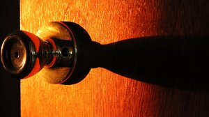 Αν και ανήλικος, μπούκαρε στο σπίτι και το "άδειασε"