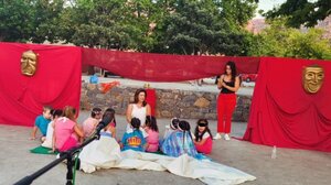 Θεατρικό παιχνίδι και εικαστική δράση για παιδιά στο αίθριο της Λότζια