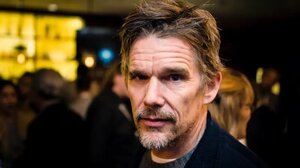 Ethan Hawke: “Δηλαδή, αν δεν έχεις social media, δεν έχεις καριέρα; Είναι τρελό!”