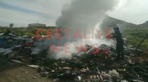 Μια ακόμα φωτιά στον καταυλισμό των Ρομά στην Αλικαρνασσό - Βίντεο