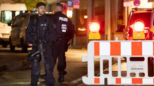 Συναγερμός στο Βερολίνο - Ένας σοβαρά τραυματίας από επίθεση με μαχαίρι στο Μνημείο του Ολοκαυτώματος
