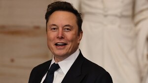 Θεαματική άνοδος στη μετοχή της Tesla μετά την πληροφορία ότι ο Ίλον Μασκ θα αποχωρήσει από την κυβέρνηση Τραμπ