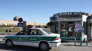 Δυο υπήκοοι Βρετανίας συνελήφθησαν στο Ιράν για λόγους ασφαλείας 