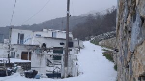 Κρύο, χιόνι και χιονόνερο σε περιοχές της Κρήτης: Σε επιφυλακή οι δήμοι