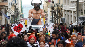 Σε καρναβαλικούς ρυθμούς το Ηράκλειο!