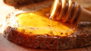 Κρητικοί λουκουμάδες, μέλι και παστέλια με... διεθνή καριέρα