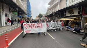 Τέμπη: Στους δρόμους και οι μαθητές των Χανίων