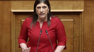 Στην Επιτροπή Δεοντολογίας της Βουλής παραπέμπεται με απόφαση Κακλαμάνη η Ζωή Κωνσταντοπούλου