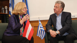 Στον Περιφερειάρχη Κρήτης και τον Δήμαρχο Ηρακλείου η πρέσβης της Αυστρίας