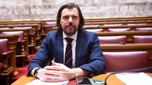 Εντάσσεται στο ΠΑΣΟΚ ο Πέτρος Παππάς - Συνάντηση με τον Νίκο Ανδρουλάκη