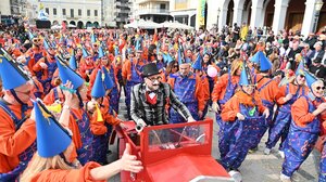 Πάτρα: Περισσότεροι από 55.0000 καρναβαλιστές στη μεγάλη παρέλαση της πόλης!