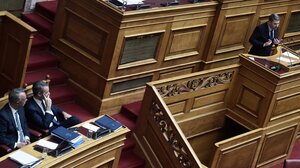 Live εικόνα: Η συζήτηση για την πρόταση δυσπιστίας