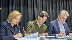 Χανιά: Υπογραφές για την... σωτηρία προστατευόμενων περιοχών 