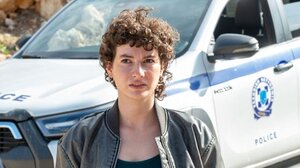 Το αστυνομικό θρίλερ που γυρίστηκε στην Κρήτη και σαρώνει σε τηλεθέαση