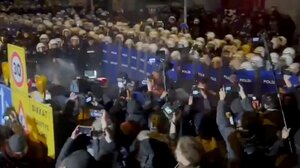 Οργή λαού και νέες μαζικές διαδηλώσεις στην Τουρκία