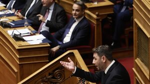 "Καυτή" εβδομάδα στη Βουλή για τα Τέμπη: Σήμερα η πρόταση για προανακριτική – Την Τετάρτη η πρόταση δυσπιστίας