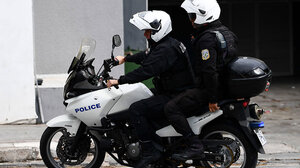 Ανήλικοι με μηχανάκι εμβόλισαν μηχανή της ΔΙ.ΑΣ.