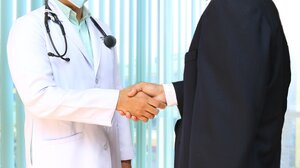 Προσωπικός γιατρός υπό το αυστηρό βλέμμα ΕΟΠΥΥ και ΥΠΕ – Πώς θα γίνονται οι έλεγχοι