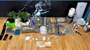 Τρεις συλλήψεις για κατοχή και διακίνηση ναρκωτικών – Εντοπίστηκε πλήρως εξοπλισμένο εργαστήριο καλλιέργειας κάνναβης