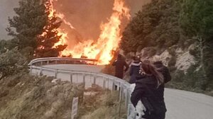 Στο αυτόφωρο 60χρονος για τη φωτιά στη Λευκάδα