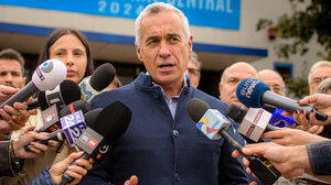 Απαγορεύτηκε η υποψηφιότητα του ακροδεξιού Γκεοργκέσκου για την προεδρία της Ρουμανίας