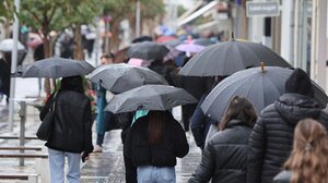 Καιρός: Έρχονται ισχυρές βροχές και καταιγίδες – Σε ποιες περιοχές τα φαινόμενα θα είναι επικίνδυνα
