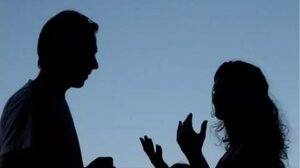 Κατέρρευσε ο πρώην, μετά το ένταλμα για απόπειρα ανθρωποκτονίας 