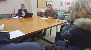 Συνάντηση σε καλό κλίμα του Δημάρχου Αγίου Νικολάου με κατοίκους της οδού Εθνικής Αντιστάσεως