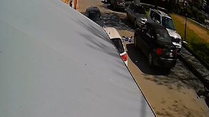 Λάρισα: Διασωληνώθηκε το 3χρονο αγόρι που το παρέσυρε ΙΧ - Σοκαριστικό το βίντεο από το ατύχημα