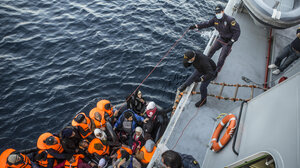 "Έχουμε εξαντληθεί" - "Κραυγή" αγωνίας από τους λιμενικούς, ζητούν άμεσα ενίσχυση!
