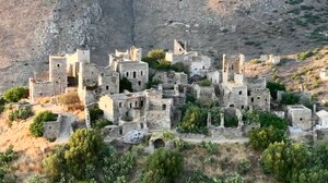 Βάθεια: η πυργοπολιτεία της Μάνης που μας ταξιδεύει στο παρελθόν