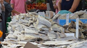 Ψητός μπακαλιάρος με κρούστα παρμεζάνας