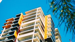 Πέθανε από υποθερμία σε μπαλκόνι – Τον άφησε γυμνό όλη τη νύχτα η σύντροφος του