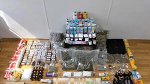  Γιος μεγαλογιατρού σε συμμορία που διακινούσε ροζ κοκαΐνη - Έκρυβαν τα ναρκωτικά σε χάρτινες συσκευασίες χυμών