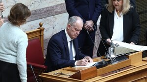 Κ. Τασούλας: Οδύνη για τις συνέπειες των καταστροφικών σεισμών σε Μιανμάρ και Ταϊλάνδη