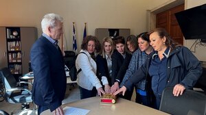 Ενίσχυση των κοινωνικών υπηρεσιών στο Ηράκλειο με έξι νέες οικογενειακές βοηθούς