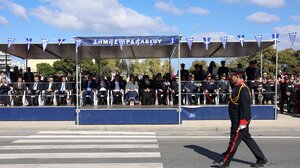 Η γκρίνια έφερε τη... διόρθωση για την παρέλαση