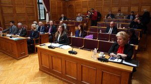 Τη Δευτέρα για εξηγήσεις στην Προανακριτική ο Τριαντόπουλος - Αποχώρησαν ΠΑΣΟΚ, ΣΥΡΙΖΑ, ΚΚΕ, Νέα Αριστερά από την ψηφοφορία