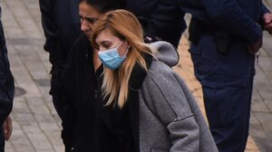 Δις ισόβια στη Ρούλα Πισπιρίγκου – Ομόφωνα ένοχη για τους θανάτους Μαλένας και Ίριδας