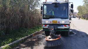 Σε λειτουργία το νέο υπερσύγχρονο σάρωθρο οδοκαθαρισμού του Δήμου Ηρακλείου (video)