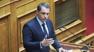Ο Μάξιμος Σενετάκης για την πρόταση δυσπιστίας κατά της κυβέρνησης