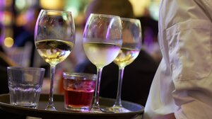 Πρακτική άσκηση και σε επιχειρήσεις εστίασης για τους σπουδαστές της ΑΣΤΕΚ