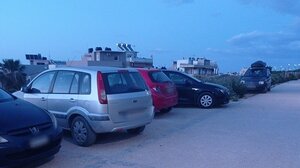 Και τα Τείχη έγιναν πάρκινγκ!