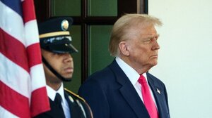 Οξύνεται η αντιπαράθεση μεταξύ Τραμπ και δικαστών